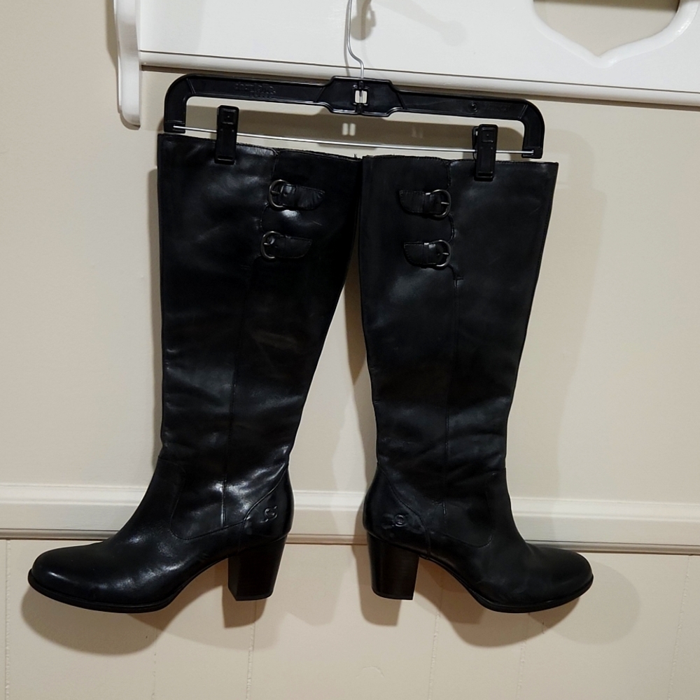 Born tall boots